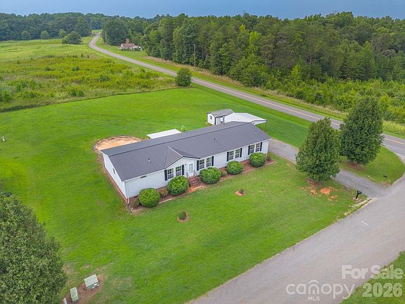 2nd image of 102 Jenny Dr