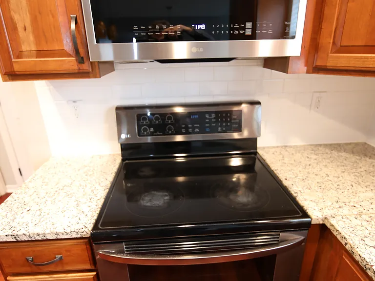 7543 Ashley Meadow Dr — Photo 36