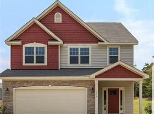 1236 Vandenberg Dr, Fayetteville, NC 28312