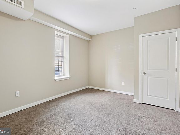5th image of 2439 N College Ave