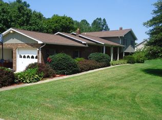 992 Great Meadow Rd, Wheelersburg, OH 45694