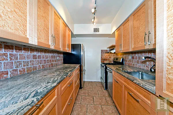 Sold by Halstead Real Estate | media 10