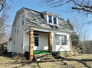 589 Harmony Rd, New Brighton, PA 15066