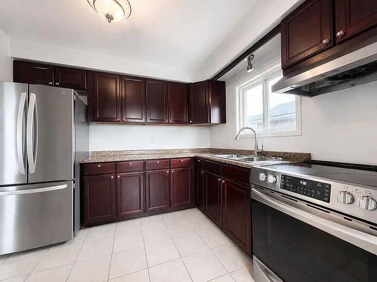 37 Deschene Ave — Photo 5