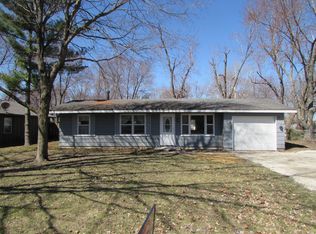 705 N Bourne St, Tolono, IL