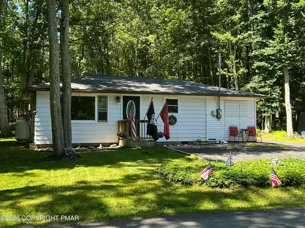 32 Hickory Hills Dr, White Haven, PA 18661