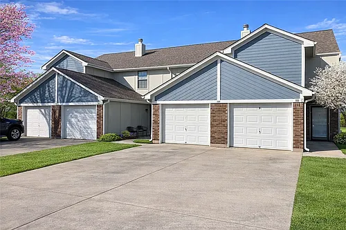 2121 Highridge Dr Photo 1