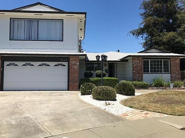 1st image of 4649 Victoria Park Ct