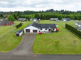 92938 Amie Loop, Astoria, OR 97103