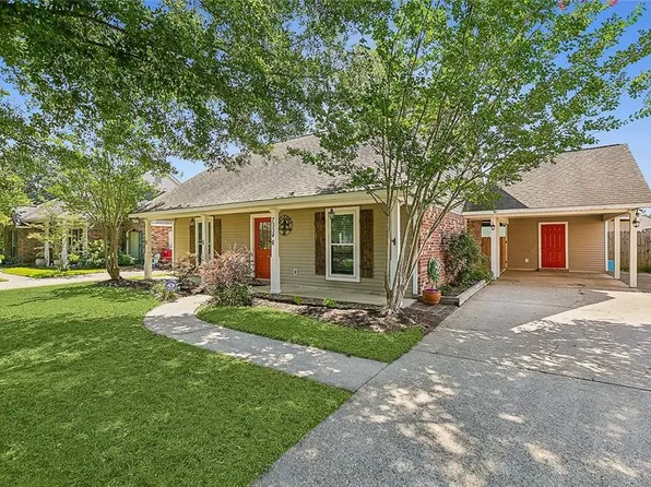 7334 Robinson Dr, Denham Springs, LA 70706