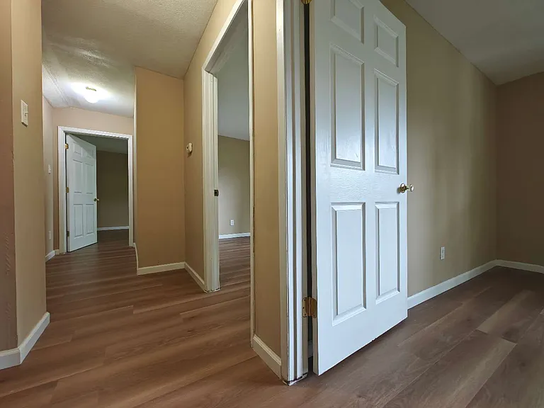 1355 Burning Tree Dr — Photo 9