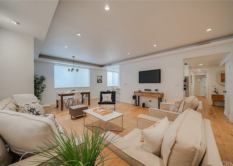1st image of 10326 Almayo Ave APT 102