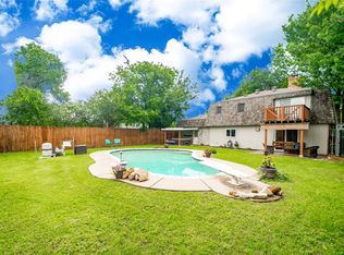 2121 Mountainview Dr, Hurst, TX 76054