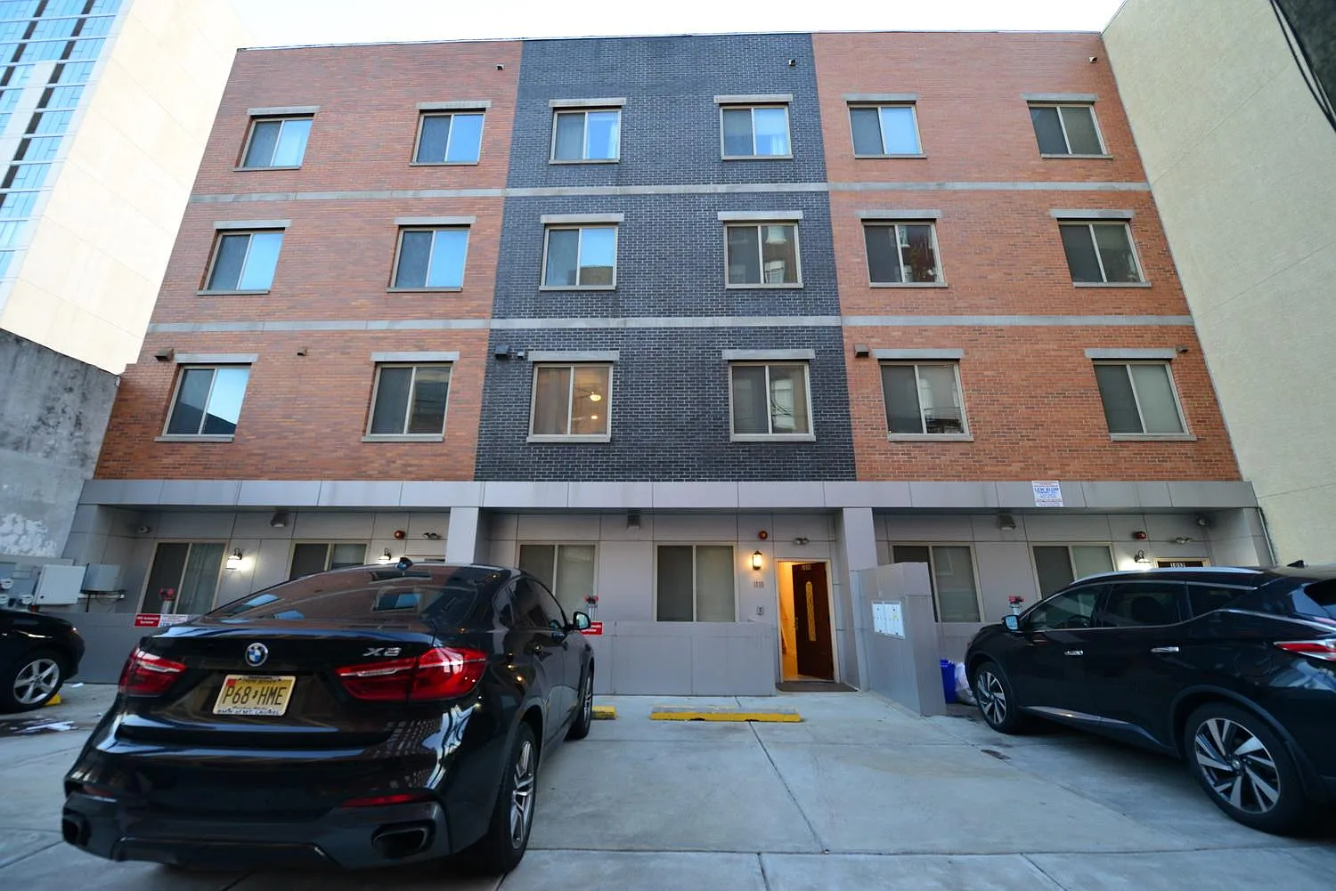 1030 Wood St — Photo 1