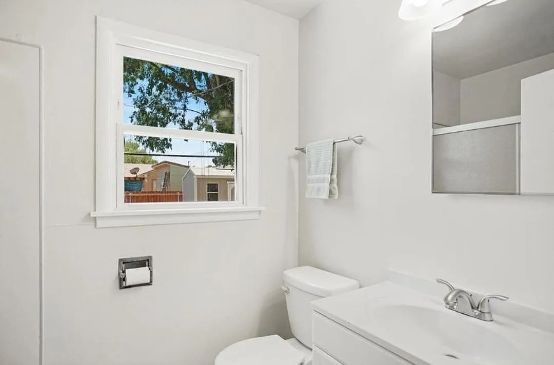 2 bed, 797 sqft, $1,850 — Photo 3
