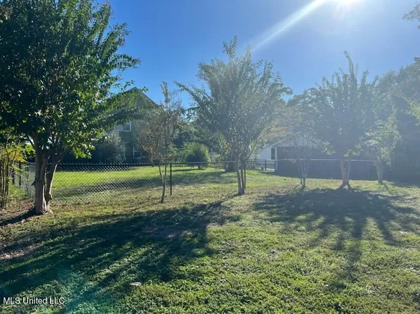 1611 Evans Ave #1, Gulfport, MS 39501