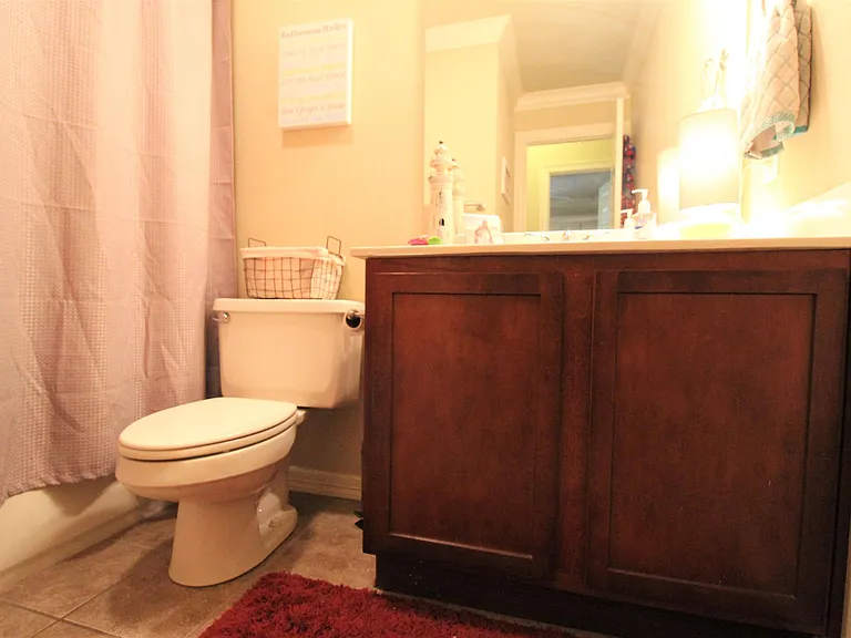 2540 E Turtle Creek Dr — Photo 1