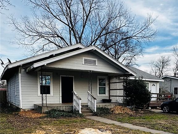2nd image of 308 & 310 N Giles Ave