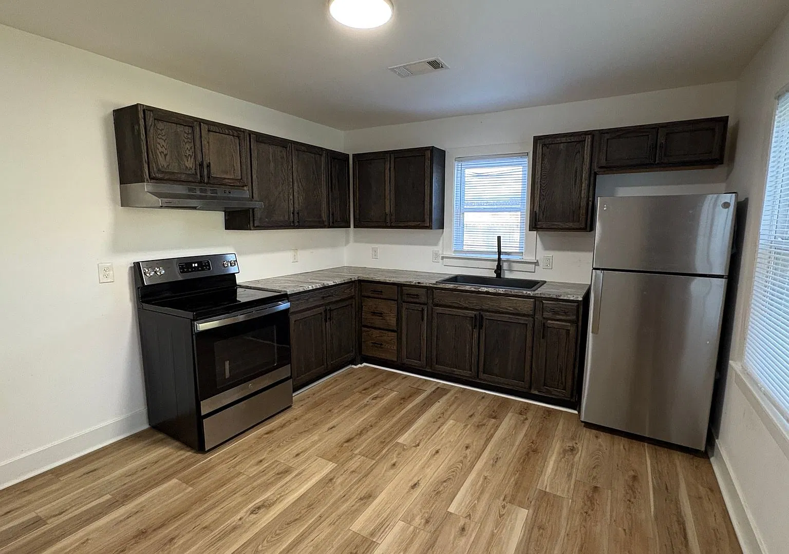 For Rent 3 Bedroom 2 Bath — Photo 1