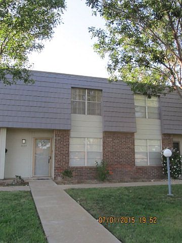 1st image of 1109 E 51st St