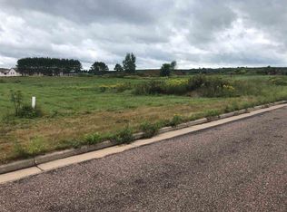 2302 Willow Bend Dr, Merrill, WI 54452