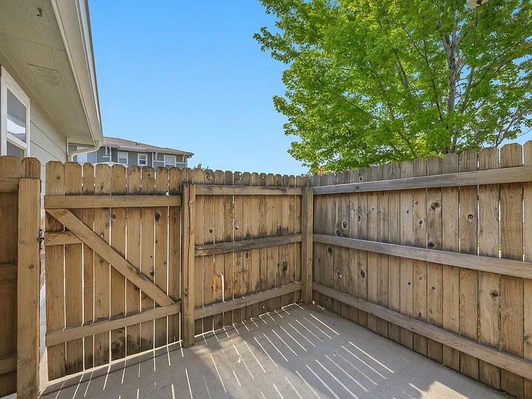 9048 Apache Plume Dr #A — Photo 22
