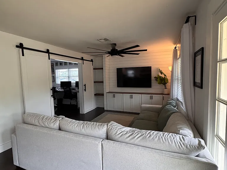1834 Shore Acres Blvd NE — Photo 5