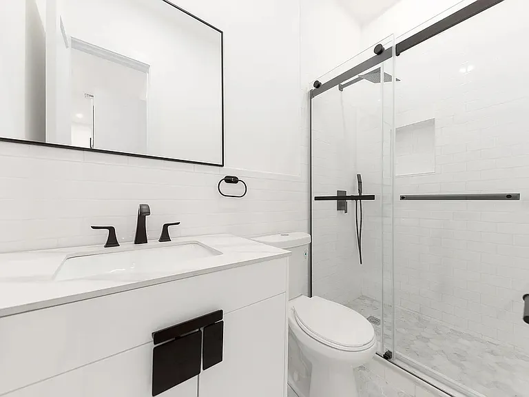 722 Chauncey St #2 — Photo 4