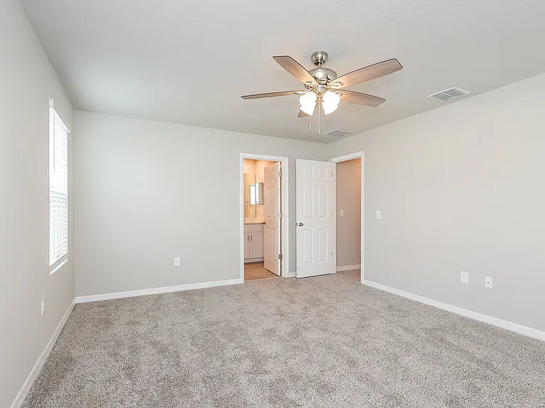 803 Legacy Dr — Photo 12