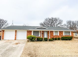 2027 10th Ave NW, Ardmore, OK 73401