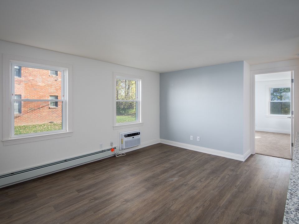 Building Photo 4