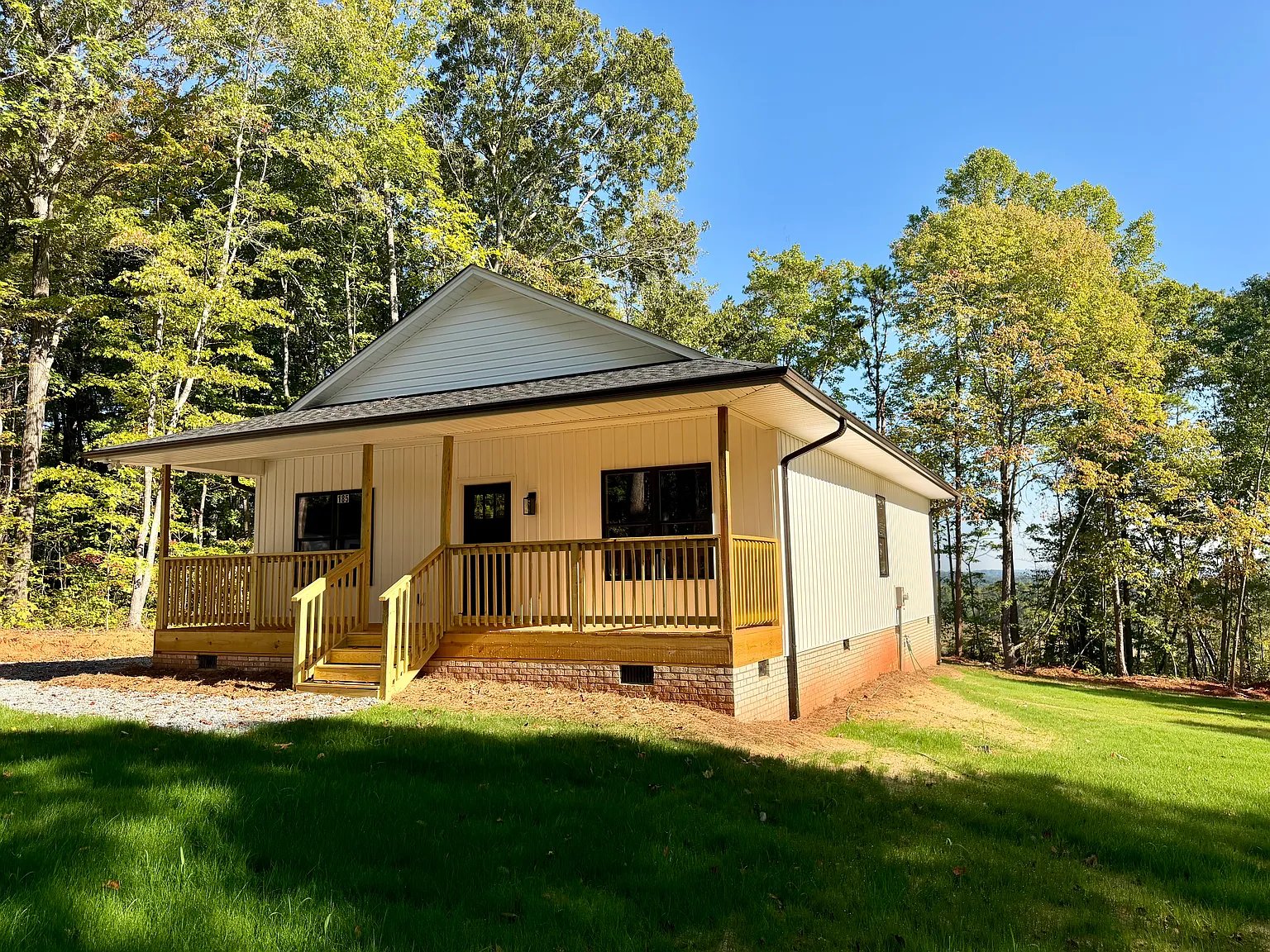 3 bed, $1,650 — Photo 3
