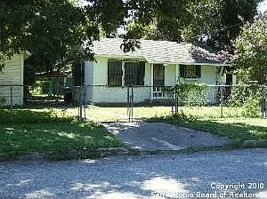 2nd image of 1134 North Ctr