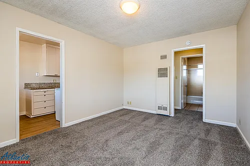 411 Clifton Ave #6 Photo 1