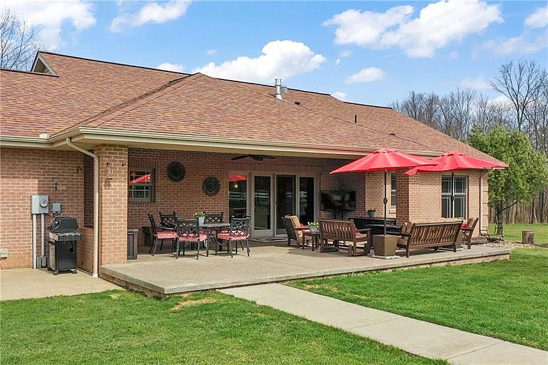 324 Leslie Rd, Valencia, PA 16059 Zillow