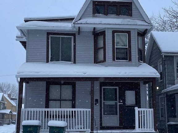 2nd image of 407 Flint St