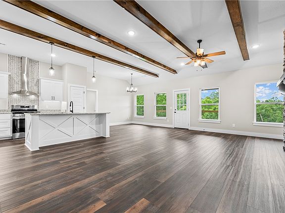 3rd image of 14 Strathdon Ln
