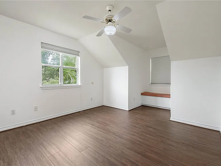 4597 Sandpiper Cv — Photo 16