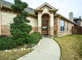 8477 Filbert Cir, Fort Worth, TX 76123