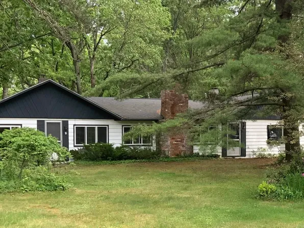 5360 Wells Rd, Oscoda, MI 48750