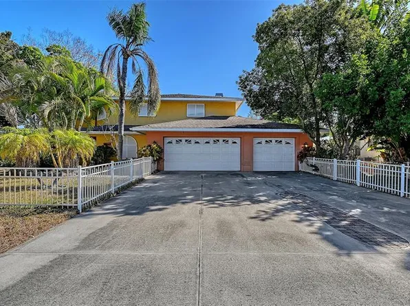 2429 Whippoorwill Cir, Sarasota, FL 34231