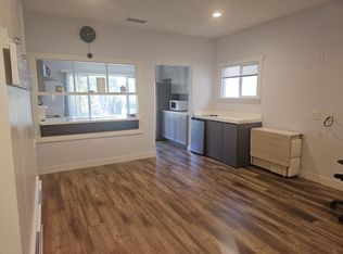 833 1/2 S Catalina St, Los Angeles, CA 90005