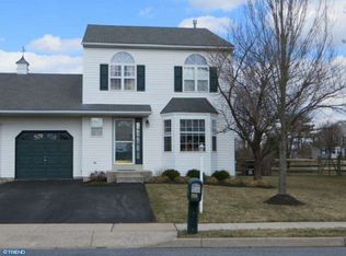 154 Merion Dr, Royersford, PA 19468