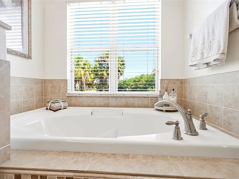 2734 Silvermoss Dr — Photo 31
