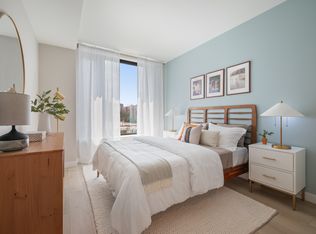 15310 88th Ave APT 4B, Jamaica, NY 11432