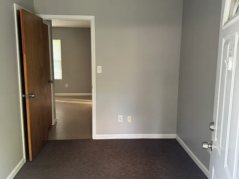 Front entry foyer