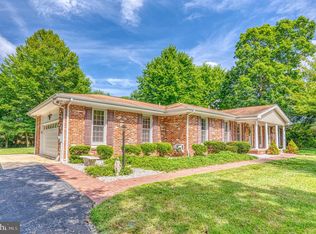 10640 Horseshoe Pl, La Plata, MD 20646