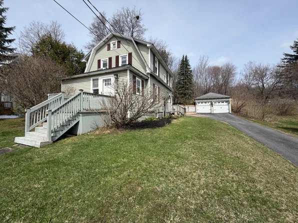 1208 Cook St, Saranac, NY 12929