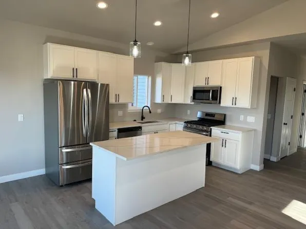 4089 Hiker Trail, Deforest, WI 53532