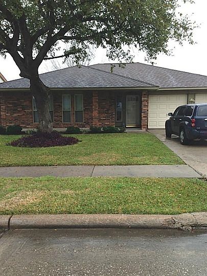 1st image of 10827 Birch Dr